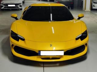 30562